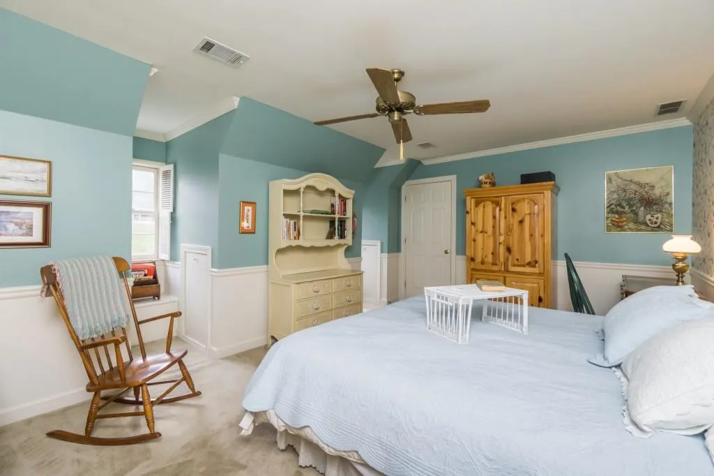 445 Riverhill Drive, Sandy Springs, Georgia 30328, 3 Bedrooms Bedrooms, ,3 BathroomsBathrooms,Residential,Sold,445 Riverhill Drive,6963457 445 Riverhill Drive, Sandy Springs, Georgia 30328, 3 Bedrooms Bedrooms, ,3 BathroomsBathrooms,Residential,Sold,445 Riverhill Drive,6963457