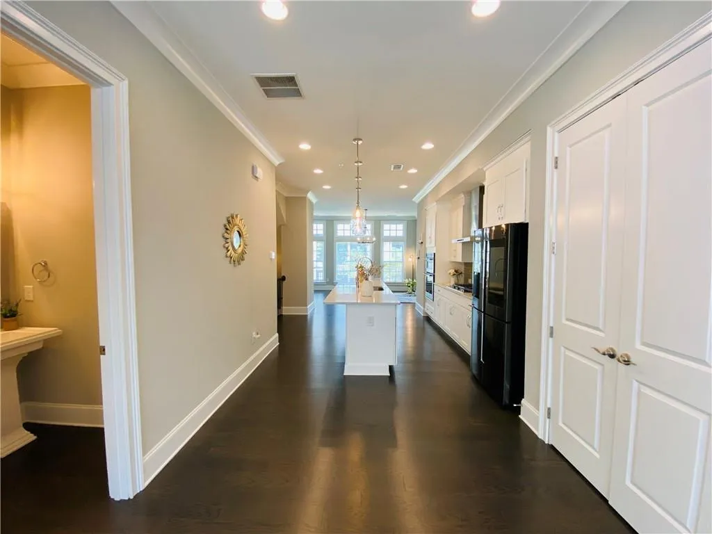 6564 Aria Village Drive Unit 627, Sandy Springs, Georgia 30328, 3 Bedrooms Bedrooms, ,4 BathroomsBathrooms,Residential,Sold,6564 Aria Village Drive Unit 627,7415742