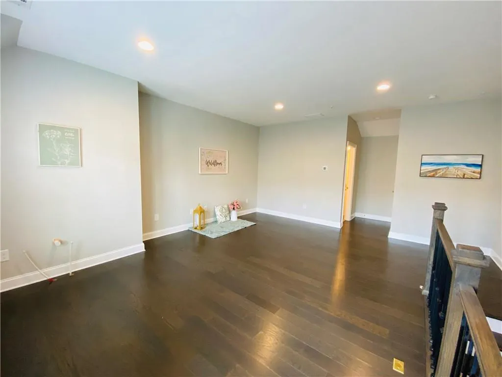 6564 Aria Village Drive Unit 627, Sandy Springs, Georgia 30328, 3 Bedrooms Bedrooms, ,4 BathroomsBathrooms,Residential,Sold,6564 Aria Village Drive Unit 627,7415742