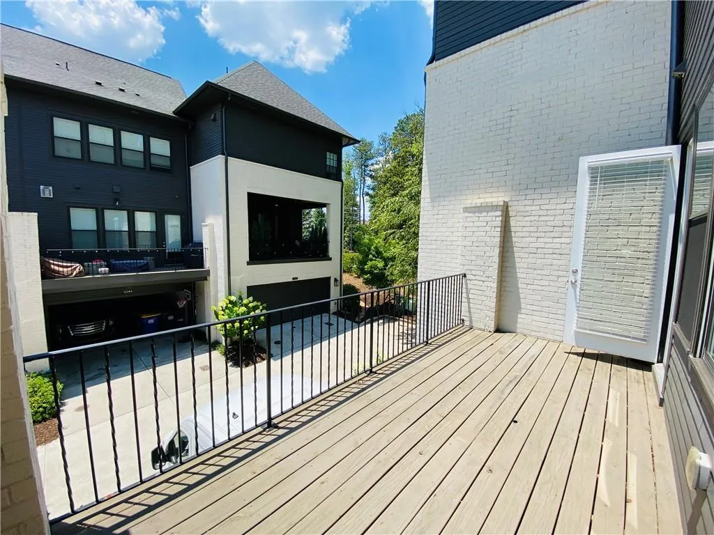 6564 Aria Village Drive Unit 627, Sandy Springs, Georgia 30328, 3 Bedrooms Bedrooms, ,4 BathroomsBathrooms,Residential,Sold,6564 Aria Village Drive Unit 627,7415742