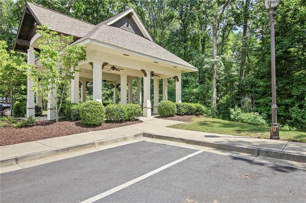 6564 Aria Village Drive Unit 627, Sandy Springs, Georgia 30328, 3 Bedrooms Bedrooms, ,4 BathroomsBathrooms,Residential,Sold,6564 Aria Village Drive Unit 627,7415742