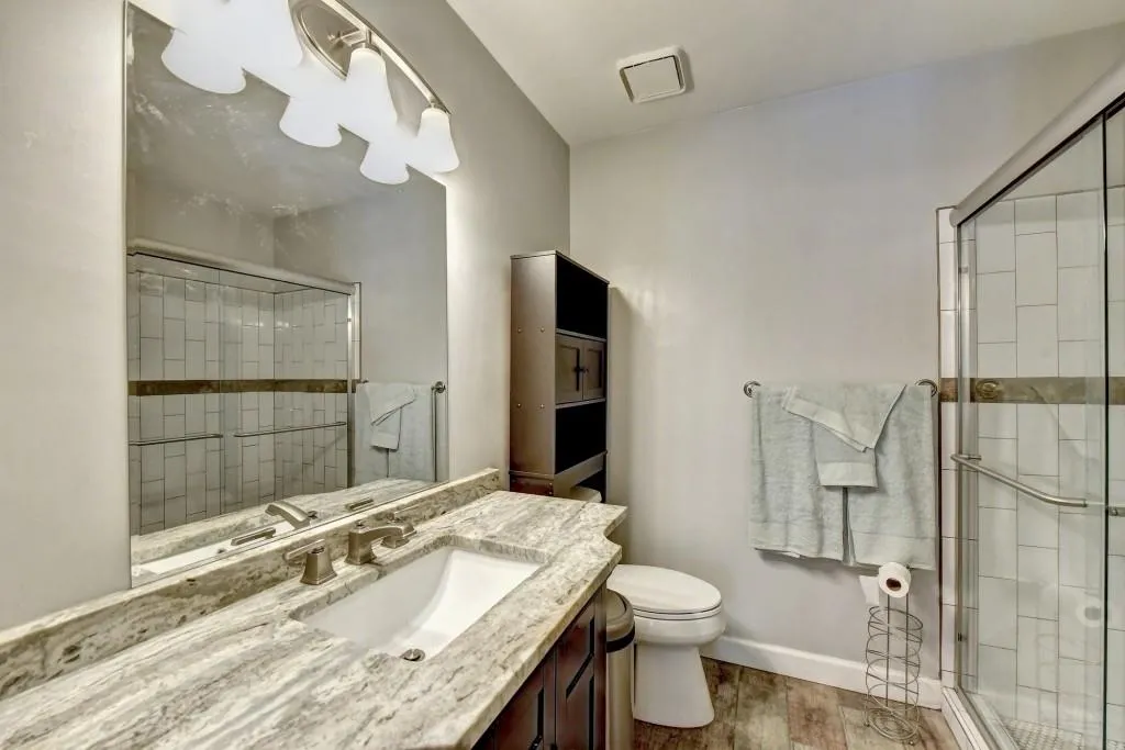 7500 Roswell Road Unit 77, Sandy Springs, Georgia 30350, 3 Bedrooms Bedrooms, ,2 BathroomsBathrooms,Residential,Sold,7500 Roswell Road Unit 77,6792070