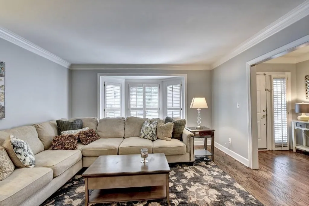 7500 Roswell Road Unit 77, Sandy Springs, Georgia 30350, 3 Bedrooms Bedrooms, ,2 BathroomsBathrooms,Residential,Sold,7500 Roswell Road Unit 77,6792070