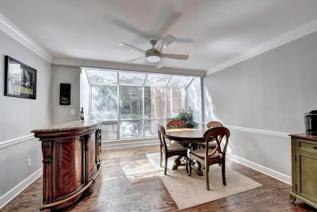 7500 Roswell Road Unit 77, Sandy Springs, Georgia 30350, 3 Bedrooms Bedrooms, ,2 BathroomsBathrooms,Residential,Sold,7500 Roswell Road Unit 77,6792070