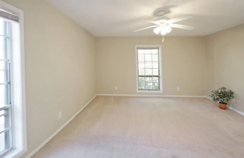 6851 Roswell Road Unit G10, Sandy Springs, Georgia 30328, 1 Bedroom Bedrooms, ,1 BathroomBathrooms,Residential,Sold,6851 Roswell Road Unit G10,5940250