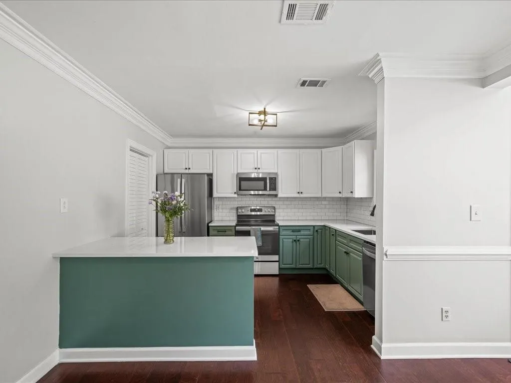 50 Mount Vernon Circle, Atlanta, Georgia 30338, 2 Bedrooms Bedrooms, ,2 BathroomsBathrooms,Residential,For Sale,50 Mount Vernon Circle,7700855