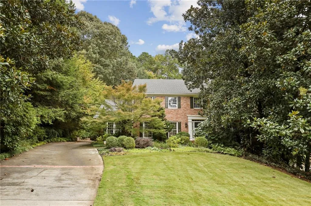 310 Lighthouse Point, Atlanta, Georgia 30328, 4 Bedrooms Bedrooms, ,4 BathroomsBathrooms,Residential,Sold,310 Lighthouse Point,6810198