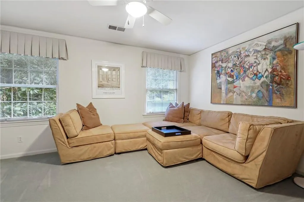 310 Lighthouse Point, Atlanta, Georgia 30328, 4 Bedrooms Bedrooms, ,4 BathroomsBathrooms,Residential,Sold,310 Lighthouse Point,6810198