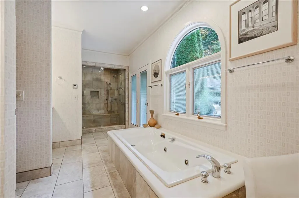 310 Lighthouse Point, Atlanta, Georgia 30328, 4 Bedrooms Bedrooms, ,4 BathroomsBathrooms,Residential,Sold,310 Lighthouse Point,6810198