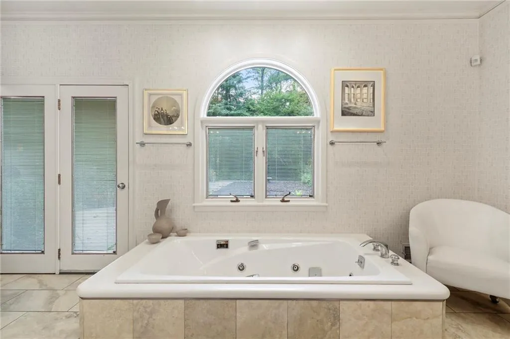 310 Lighthouse Point, Atlanta, Georgia 30328, 4 Bedrooms Bedrooms, ,4 BathroomsBathrooms,Residential,Sold,310 Lighthouse Point,6810198