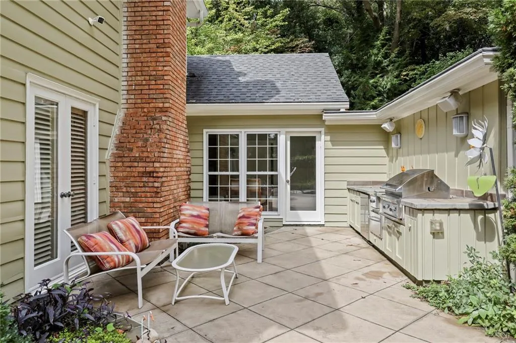 310 Lighthouse Point, Atlanta, Georgia 30328, 4 Bedrooms Bedrooms, ,4 BathroomsBathrooms,Residential,Sold,310 Lighthouse Point,6810198