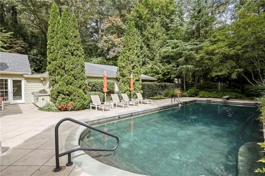 310 Lighthouse Point, Atlanta, Georgia 30328, 4 Bedrooms Bedrooms, ,4 BathroomsBathrooms,Residential,Sold,310 Lighthouse Point,6810198