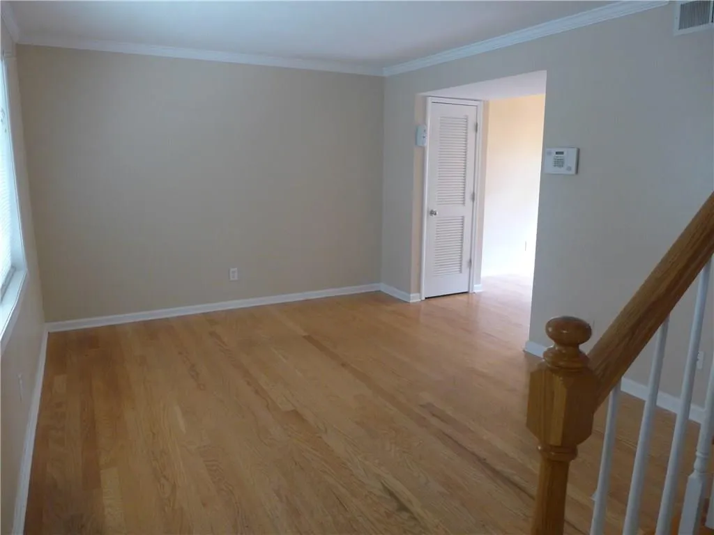 6940 Roswell Road Unit 4e, Sandy Springs, Georgia 30328, 2 Bedrooms Bedrooms, ,1 BathroomBathrooms,Residential,Sold,6940 Roswell Road Unit 4e,5858089