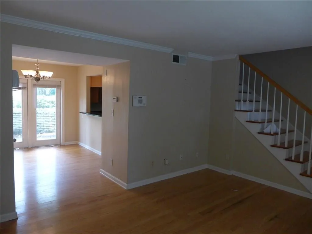 6940 Roswell Road Unit 4e, Sandy Springs, Georgia 30328, 2 Bedrooms Bedrooms, ,1 BathroomBathrooms,Residential,Sold,6940 Roswell Road Unit 4e,5858089