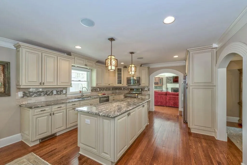 248 Tara Trail, Atlanta, Georgia 30327, 4 Bedrooms Bedrooms, ,3 BathroomsBathrooms,Residential,Sold,248 Tara Trail,5666979