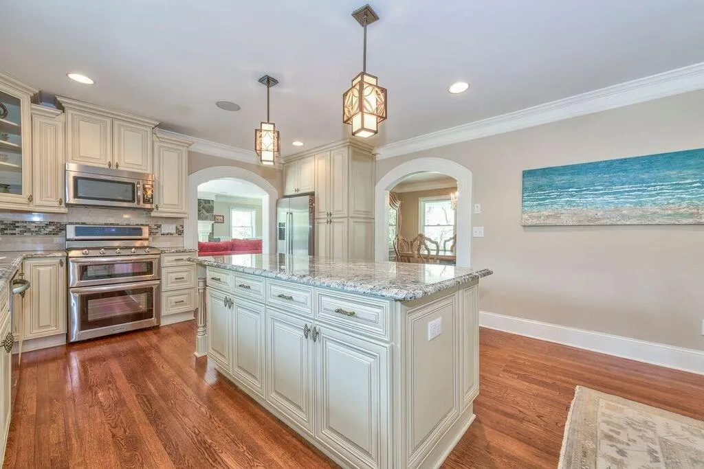 248 Tara Trail, Atlanta, Georgia 30327, 4 Bedrooms Bedrooms, ,3 BathroomsBathrooms,Residential,Sold,248 Tara Trail,5666979