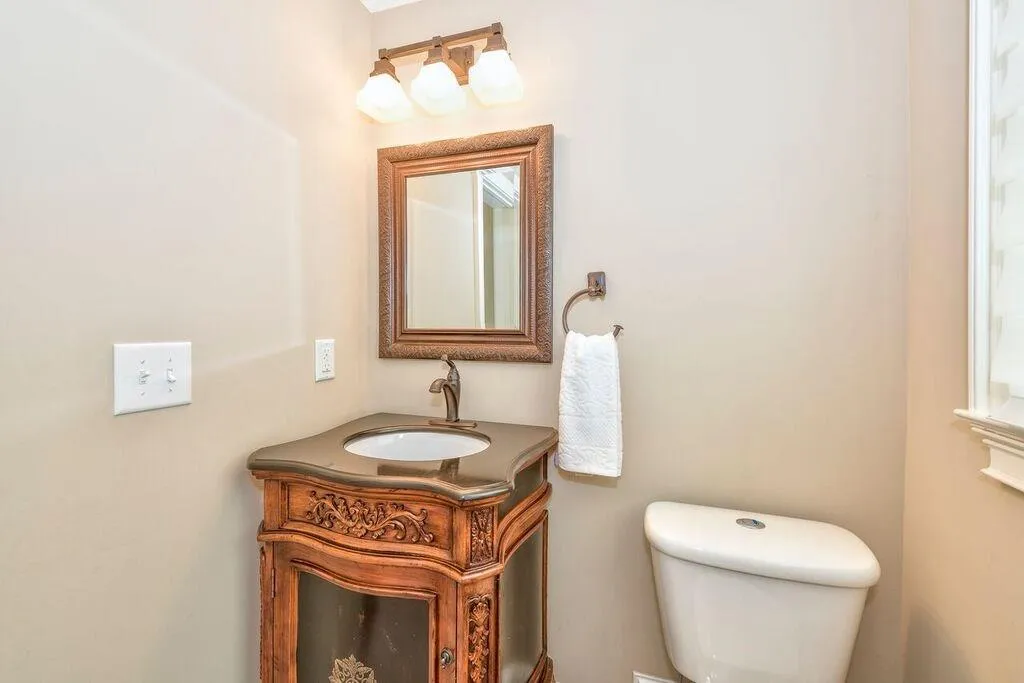 248 Tara Trail, Atlanta, Georgia 30327, 4 Bedrooms Bedrooms, ,3 BathroomsBathrooms,Residential,Sold,248 Tara Trail,5666979