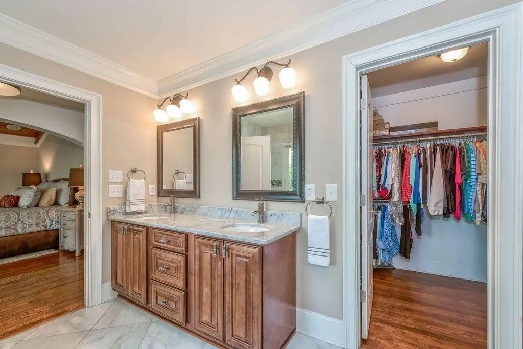 248 Tara Trail, Atlanta, Georgia 30327, 4 Bedrooms Bedrooms, ,3 BathroomsBathrooms,Residential,Sold,248 Tara Trail,5666979