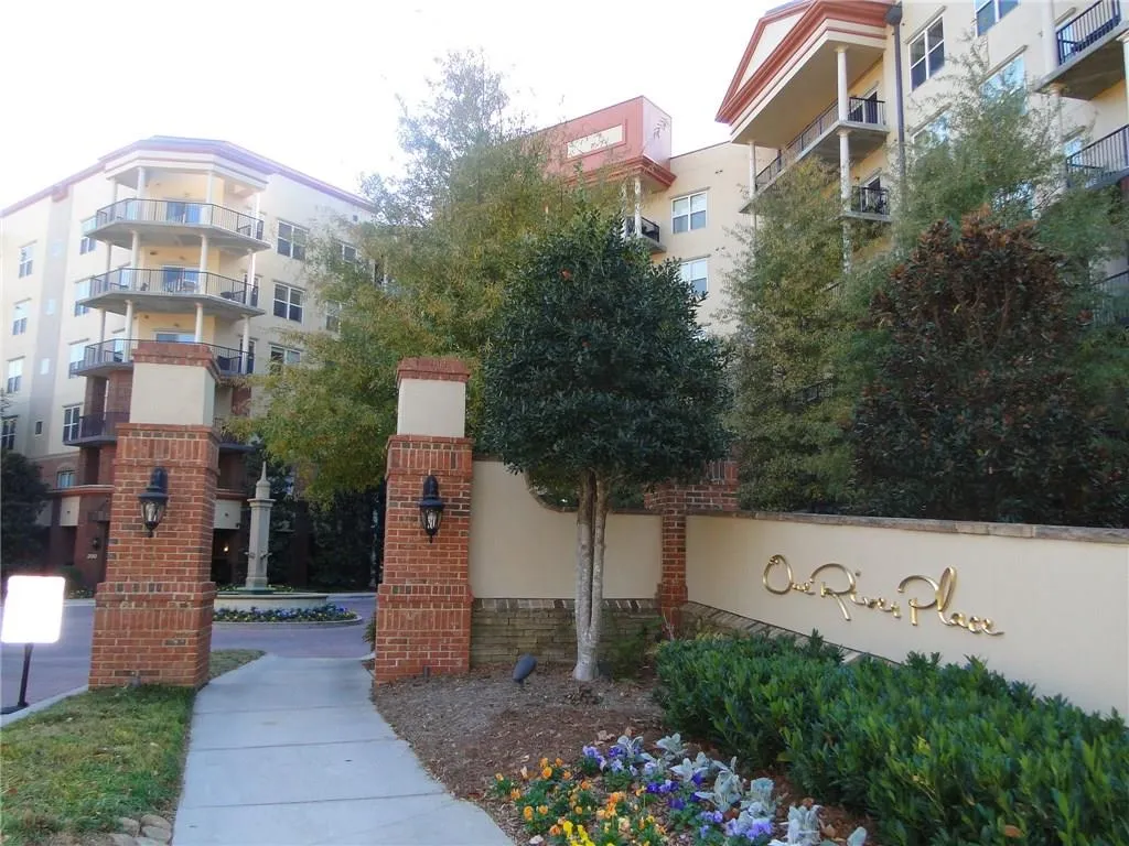 200 River Vista Drive Unit 540, Atlanta, Georgia 30339, 2 Bedrooms Bedrooms, ,2 BathroomsBathrooms,Residential,Sold,200 River Vista Drive Unit 540,5776041
