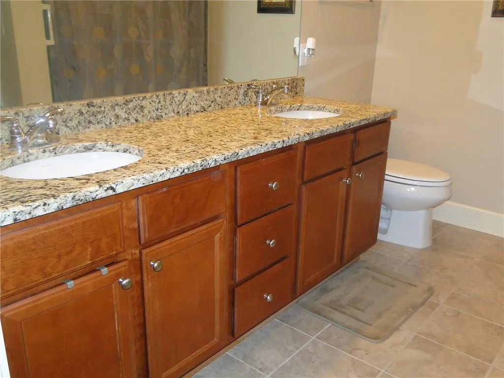 200 River Vista Drive Unit 540, Atlanta, Georgia 30339, 2 Bedrooms Bedrooms, ,2 BathroomsBathrooms,Residential,Sold,200 River Vista Drive Unit 540,5776041
