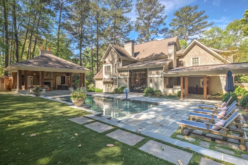 292 Blanton Road Nw, Atlanta, Georgia 30342, 6 Bedrooms Bedrooms, ,5 BathroomsBathrooms,Residential,Sold,292 Blanton Road Nw,5678888