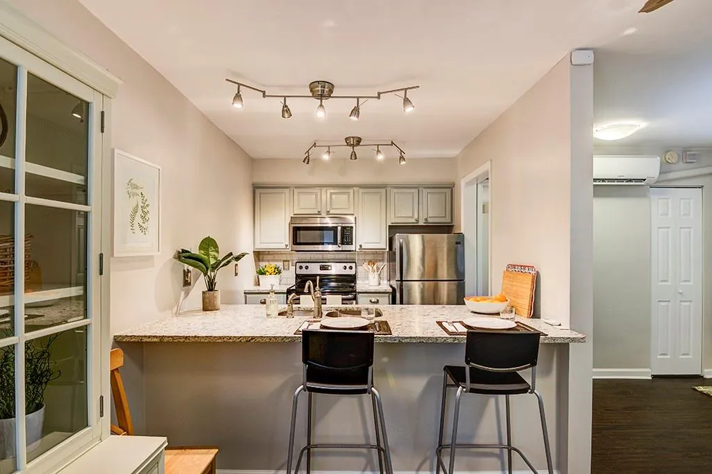 35 Cantey Place Nw Unit -, Atlanta, Georgia 30327, 1 Bedroom Bedrooms, ,1 BathroomBathrooms,Residential,Sold,35 Cantey Place Nw Unit -,5845609