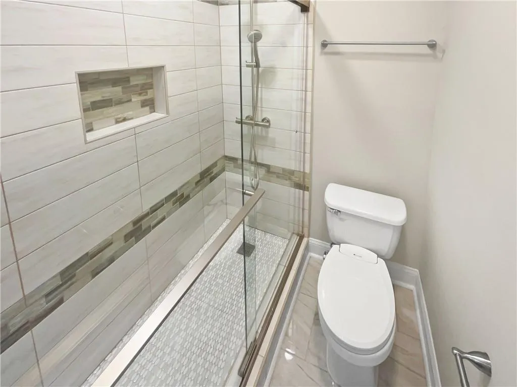 6980 Roswell Road Unit J6, Atlanta, Georgia 30328, 2 Bedrooms Bedrooms, ,2 BathroomsBathrooms,Residential,Sold,6980 Roswell Road Unit J6,7564544