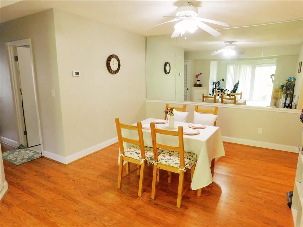 6851 Roswell Road Unit D36, Sandy Springs, Georgia 30328, 2 Bedrooms Bedrooms, ,2 BathroomsBathrooms,Residential,Sold,6851 Roswell Road Unit D36,7213397