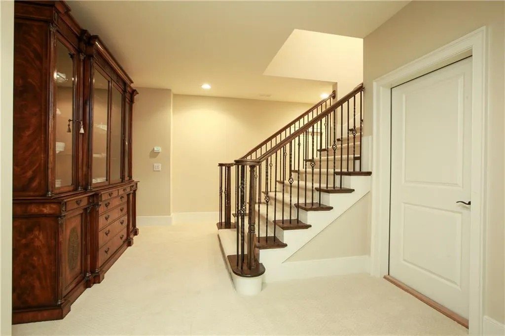 3805 Teesdale Court, Atlanta, Georgia 30350, 5 Bedrooms Bedrooms, ,5 BathroomsBathrooms,Residential,Sold,3805 Teesdale Court,5993542