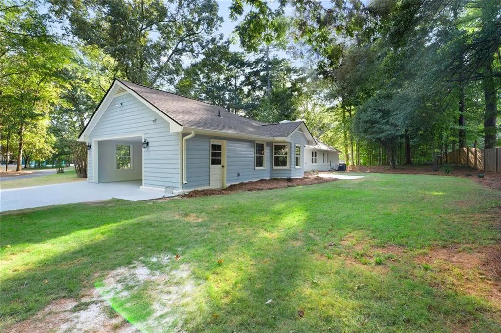 860 Landmark Drive, Sandy Springs, Georgia 30342, 5 Bedrooms Bedrooms, 0 ,4 BathroomsBathrooms,Residential,For Sale,860 Landmark Drive,7847823