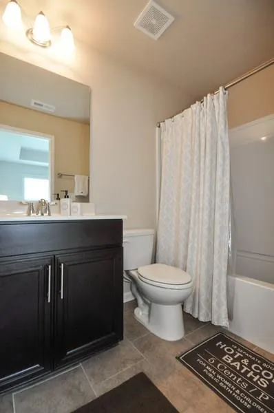 7520 Stoneridge Drive, Sandy Springs, Georgia 30328, 3 Bedrooms Bedrooms, ,3 BathroomsBathrooms,Residential,Sold,7520 Stoneridge Drive,6004561