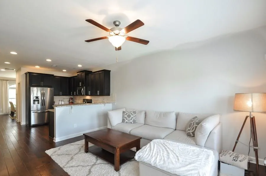 7520 Stoneridge Drive, Sandy Springs, Georgia 30328, 3 Bedrooms Bedrooms, ,3 BathroomsBathrooms,Residential,Sold,7520 Stoneridge Drive,6004561