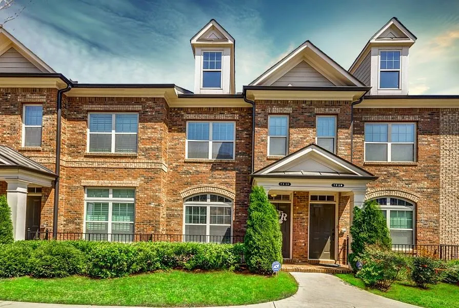 7520 Stoneridge Drive, Sandy Springs, Georgia 30328, 3 Bedrooms Bedrooms, ,3 BathroomsBathrooms,Residential,Sold,7520 Stoneridge Drive,6004561