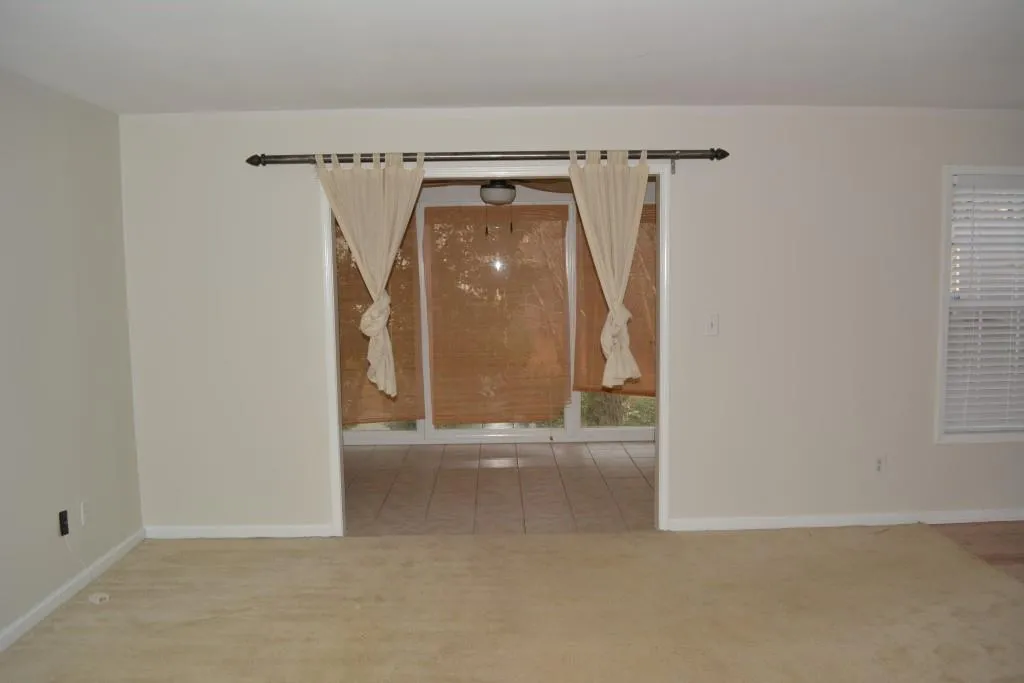 406 Natchez Trace, Sandy Springs, Georgia 30350, 2 Bedrooms Bedrooms, ,2 BathroomsBathrooms,Residential,Sold,406 Natchez Trace,5952761