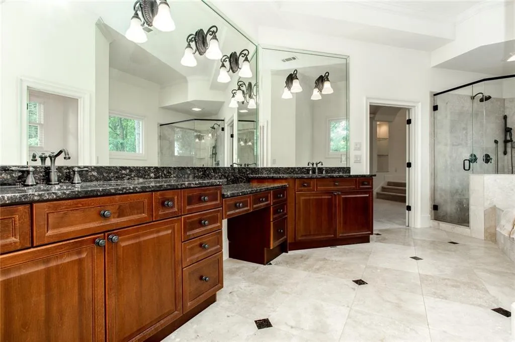 490 Read Lane, Atlanta, Georgia 30328, 6 Bedrooms Bedrooms, ,5 BathroomsBathrooms,Residential,Sold,490 Read Lane,6763203