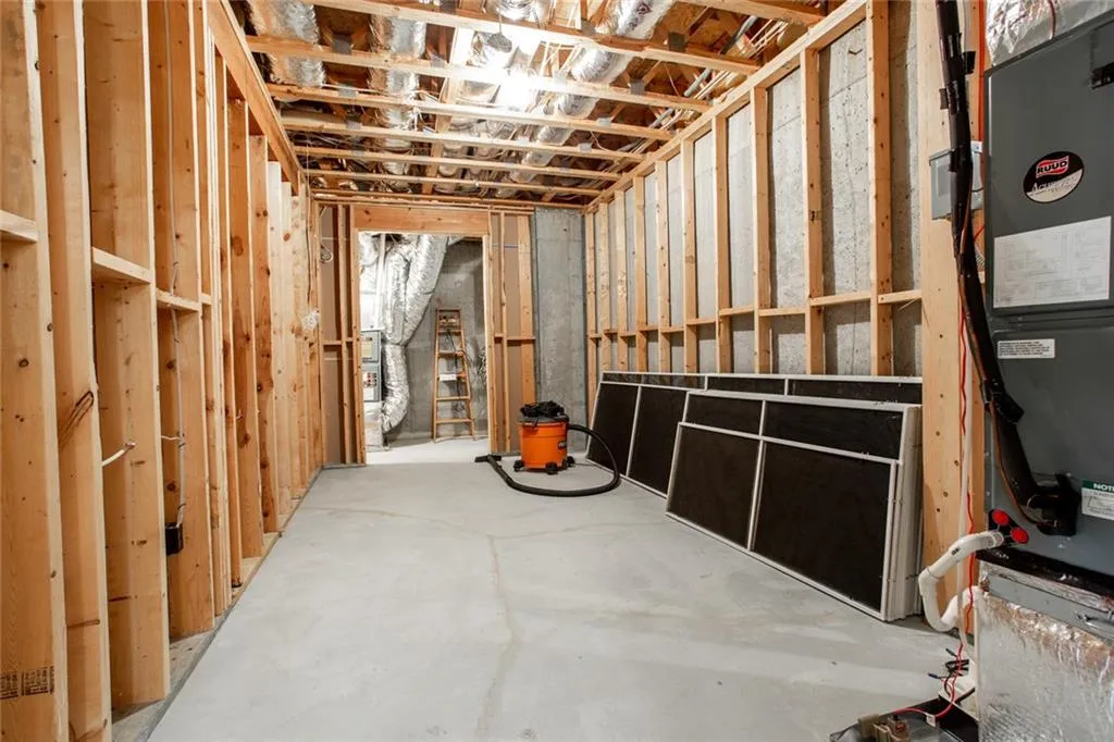 490 Read Lane, Atlanta, Georgia 30328, 6 Bedrooms Bedrooms, ,5 BathroomsBathrooms,Residential,Sold,490 Read Lane,6763203