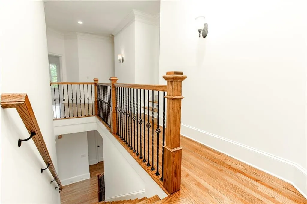 490 Read Lane, Atlanta, Georgia 30328, 6 Bedrooms Bedrooms, ,5 BathroomsBathrooms,Residential,Sold,490 Read Lane,6763203