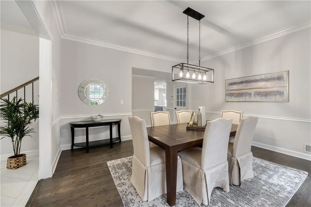 170 Huntcliff Point, Atlanta, Georgia 30350, 7 Bedrooms Bedrooms, ,4 BathroomsBathrooms,Residential,Sold,170 Huntcliff Point,7177585