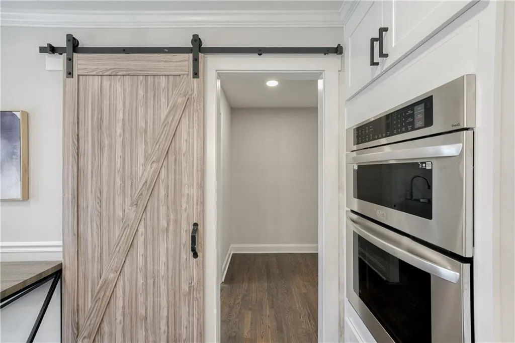 170 Huntcliff Point, Atlanta, Georgia 30350, 7 Bedrooms Bedrooms, ,4 BathroomsBathrooms,Residential,Sold,170 Huntcliff Point,7177585