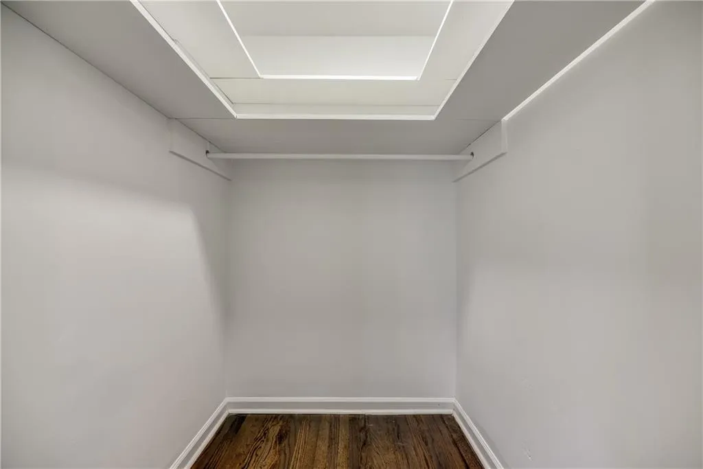 170 Huntcliff Point, Atlanta, Georgia 30350, 7 Bedrooms Bedrooms, ,4 BathroomsBathrooms,Residential,Sold,170 Huntcliff Point,7177585