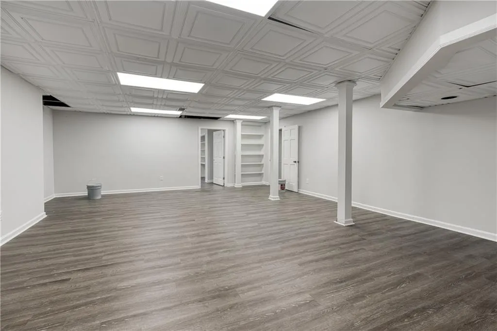 170 Huntcliff Point, Atlanta, Georgia 30350, 7 Bedrooms Bedrooms, ,4 BathroomsBathrooms,Residential,Sold,170 Huntcliff Point,7177585