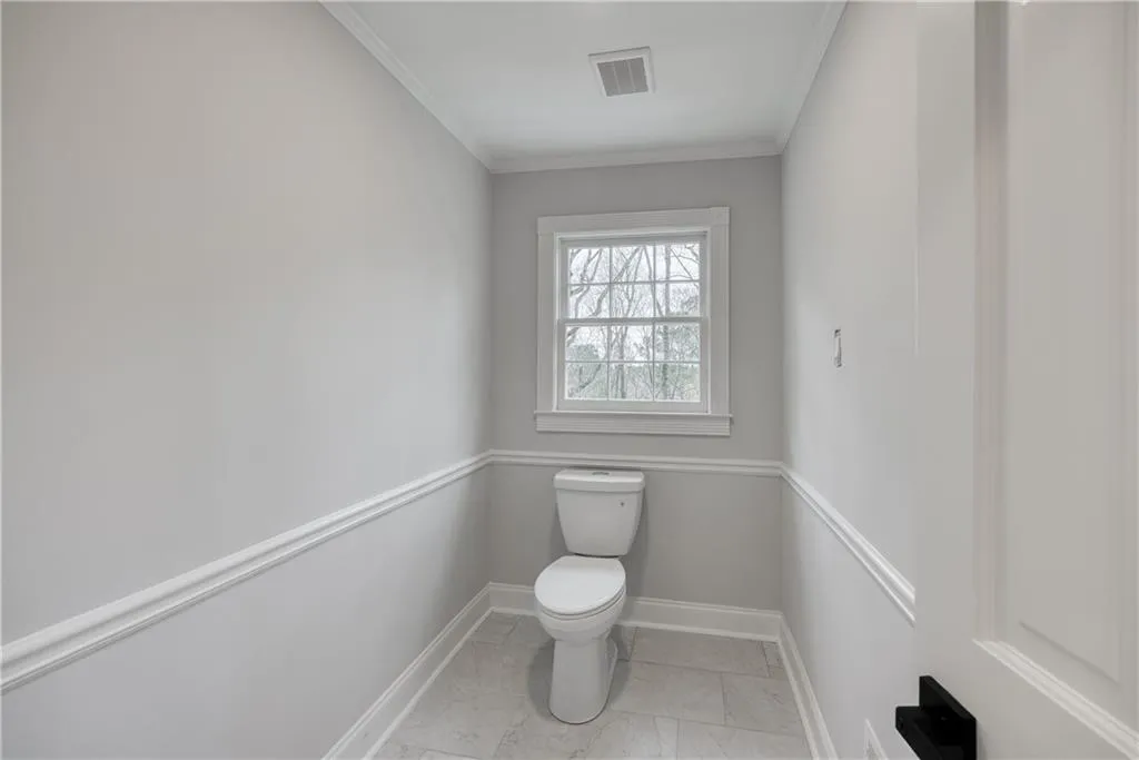 170 Huntcliff Point, Atlanta, Georgia 30350, 7 Bedrooms Bedrooms, ,4 BathroomsBathrooms,Residential,Sold,170 Huntcliff Point,7177585