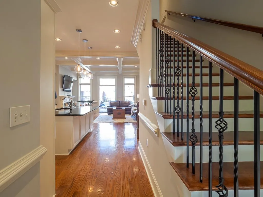 702 Creekgarden Court, Atlanta, Georgia 30339, 4 Bedrooms Bedrooms, ,4 BathroomsBathrooms,Residential,Sold,702 Creekgarden Court,6684281