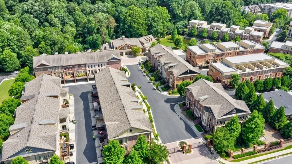 702 Creekgarden Court, Atlanta, Georgia 30339, 4 Bedrooms Bedrooms, ,4 BathroomsBathrooms,Residential,Sold,702 Creekgarden Court,6684281
