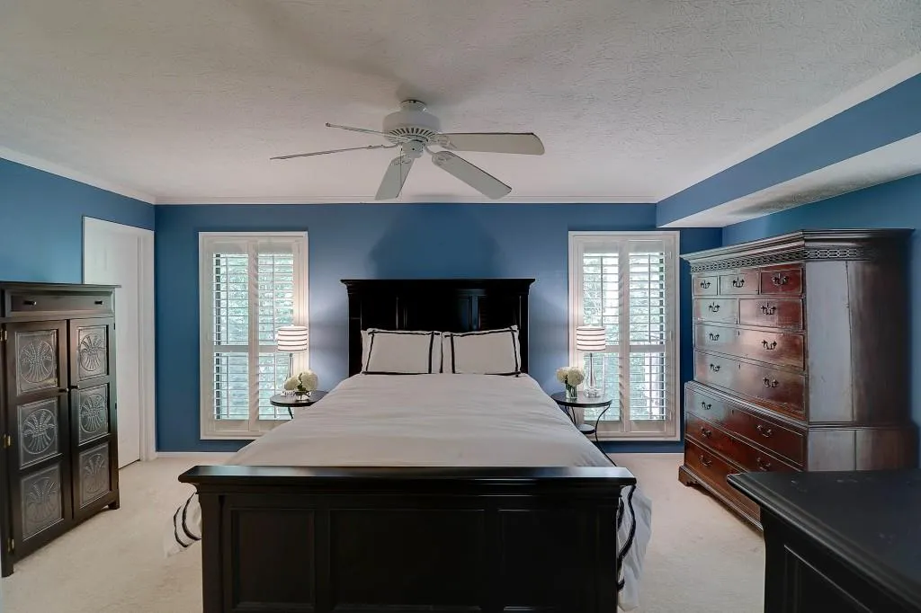 1702 Woodcliff Drive Unit 1702, Sandy Springs, Georgia 30350, 2 Bedrooms Bedrooms, ,2 BathroomsBathrooms,Residential,Sold,1702 Woodcliff Drive Unit 1702,5759850