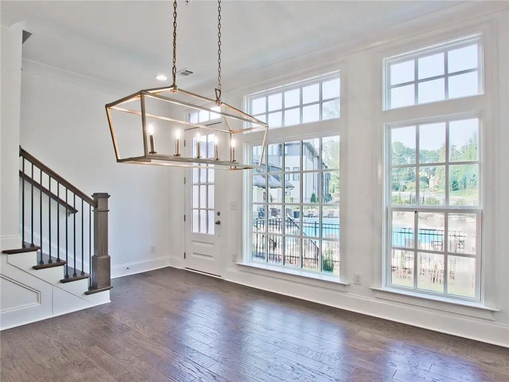 6650 Sterling Drive Unit 673, Sandy Springs, Georgia 30328, 3 Bedrooms Bedrooms, ,4 BathroomsBathrooms,Residential,Sold,6650 Sterling Drive Unit 673,6914820