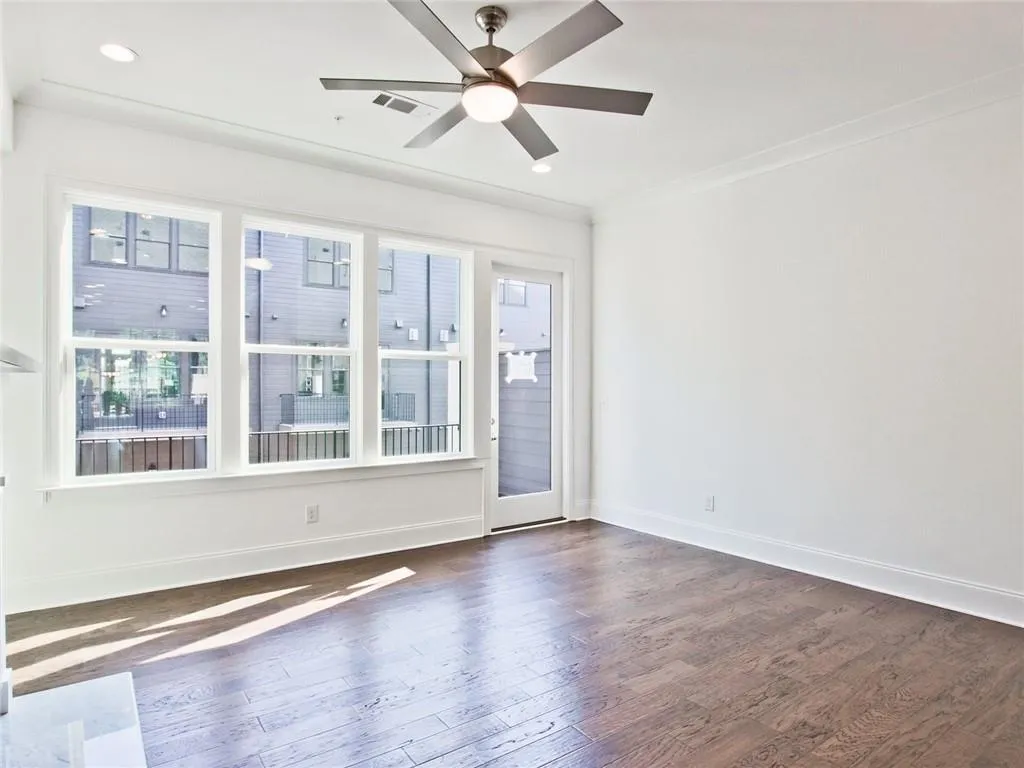 6650 Sterling Drive Unit 673, Sandy Springs, Georgia 30328, 3 Bedrooms Bedrooms, ,4 BathroomsBathrooms,Residential,Sold,6650 Sterling Drive Unit 673,6914820