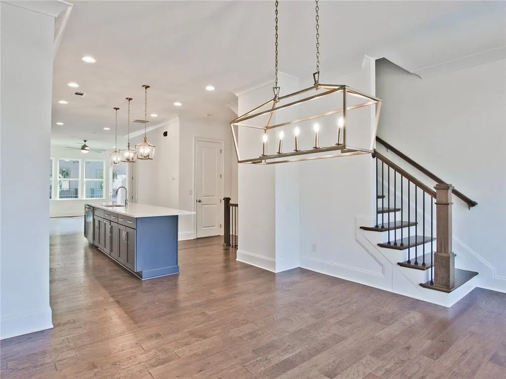 6650 Sterling Drive Unit 673, Sandy Springs, Georgia 30328, 3 Bedrooms Bedrooms, ,4 BathroomsBathrooms,Residential,Sold,6650 Sterling Drive Unit 673,6914820