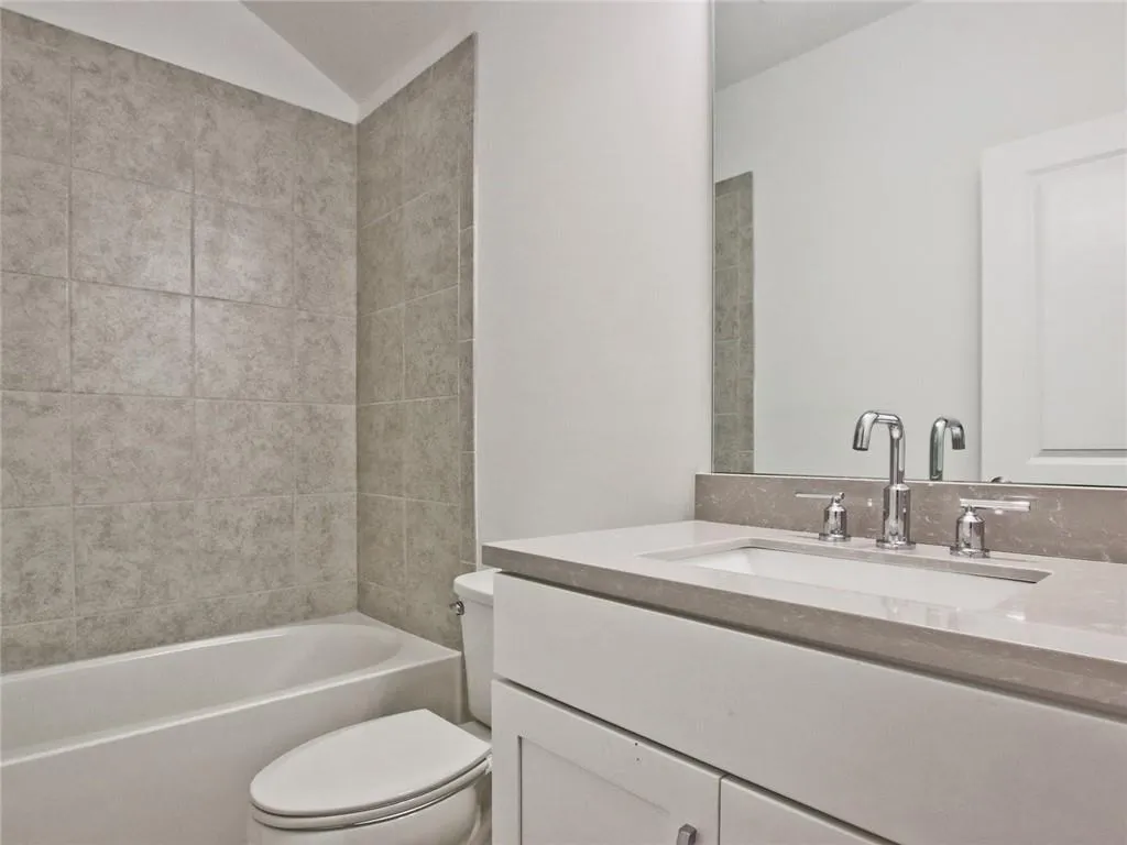 6650 Sterling Drive Unit 673, Sandy Springs, Georgia 30328, 3 Bedrooms Bedrooms, ,4 BathroomsBathrooms,Residential,Sold,6650 Sterling Drive Unit 673,6914820