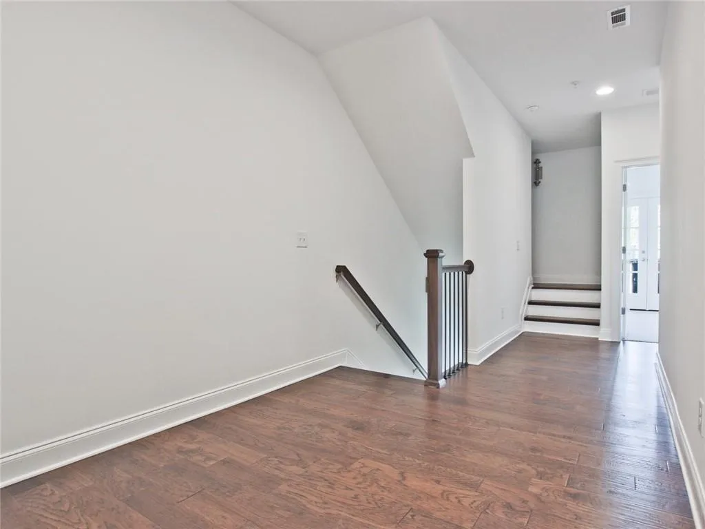 6650 Sterling Drive Unit 673, Sandy Springs, Georgia 30328, 3 Bedrooms Bedrooms, ,4 BathroomsBathrooms,Residential,Sold,6650 Sterling Drive Unit 673,6914820